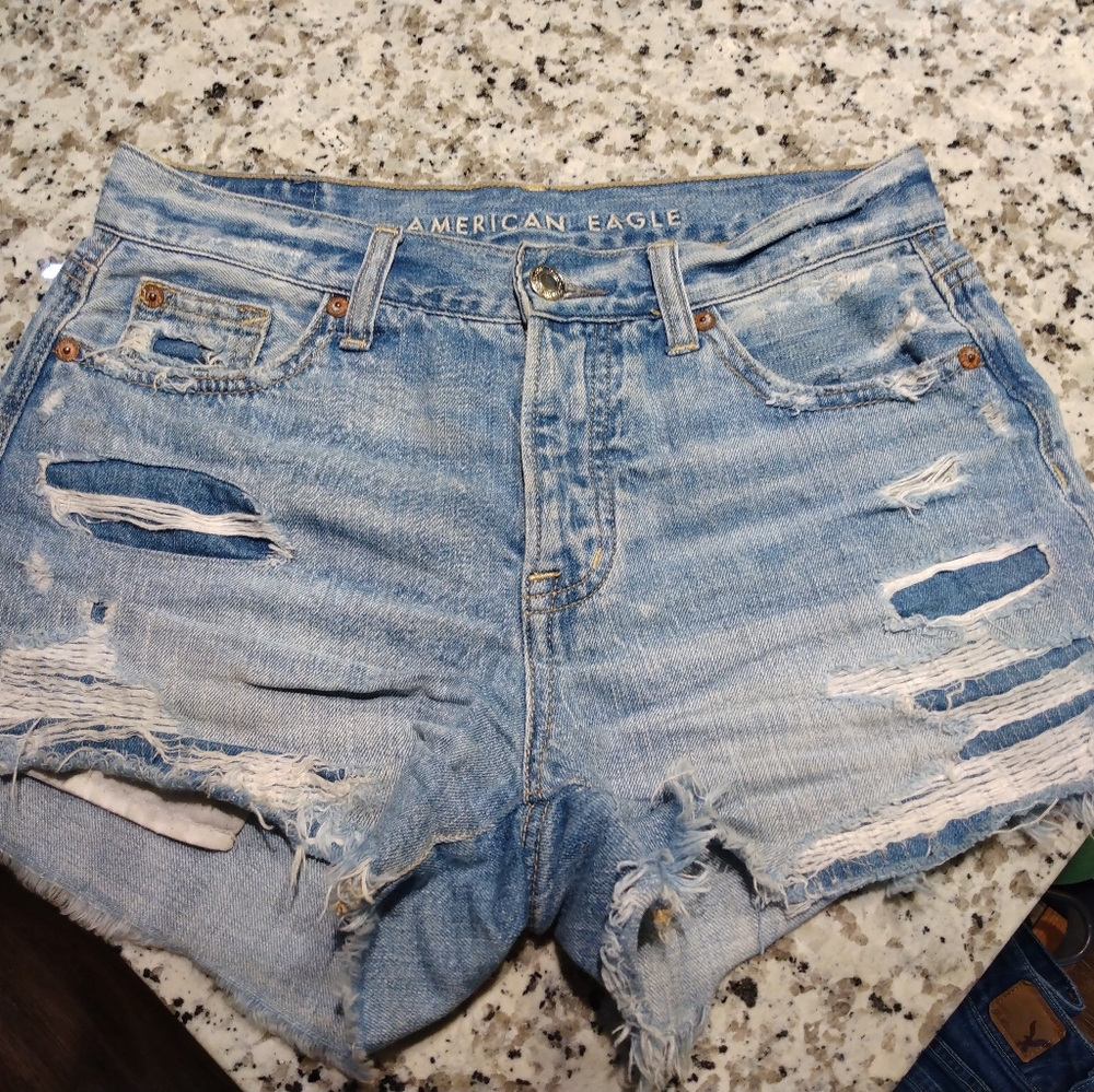 American Eagle Women's Hi Rise Festival Midi Ripped Shorts